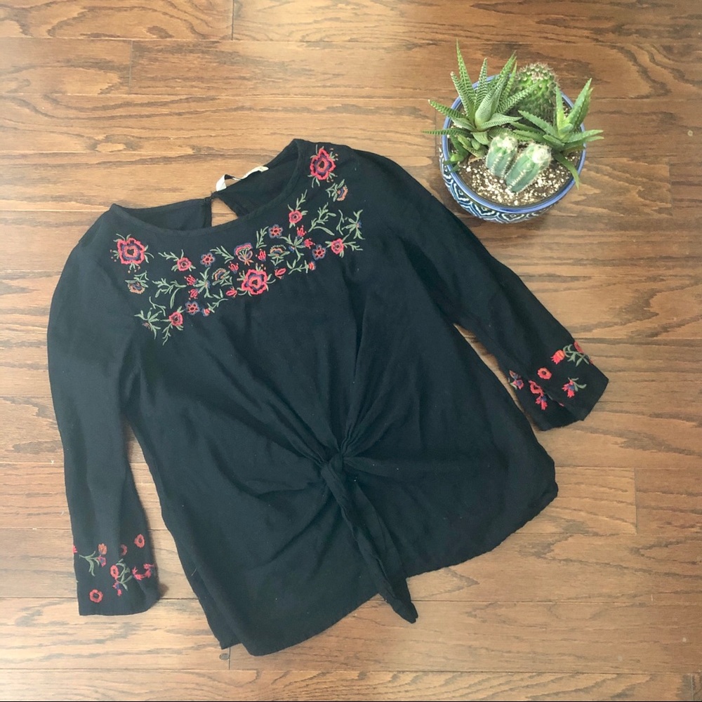 Zara Blouse size Small